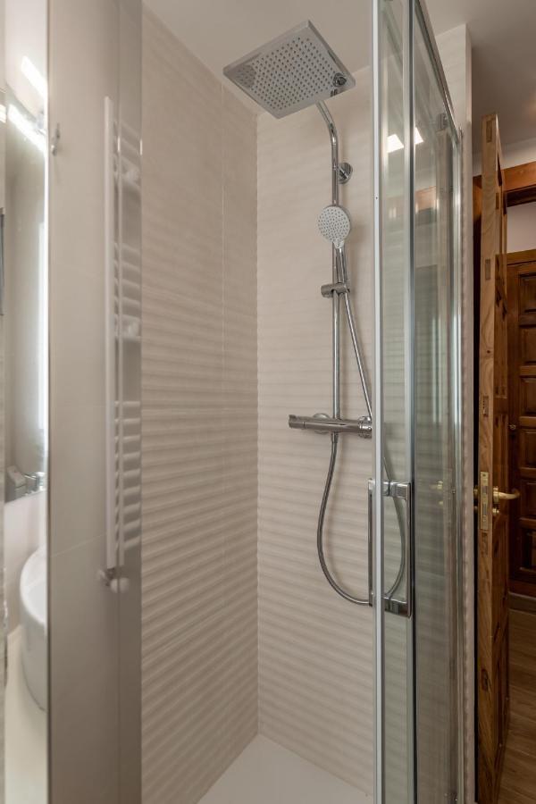 BnS Triunfo Centro Suites Granada Esterno foto