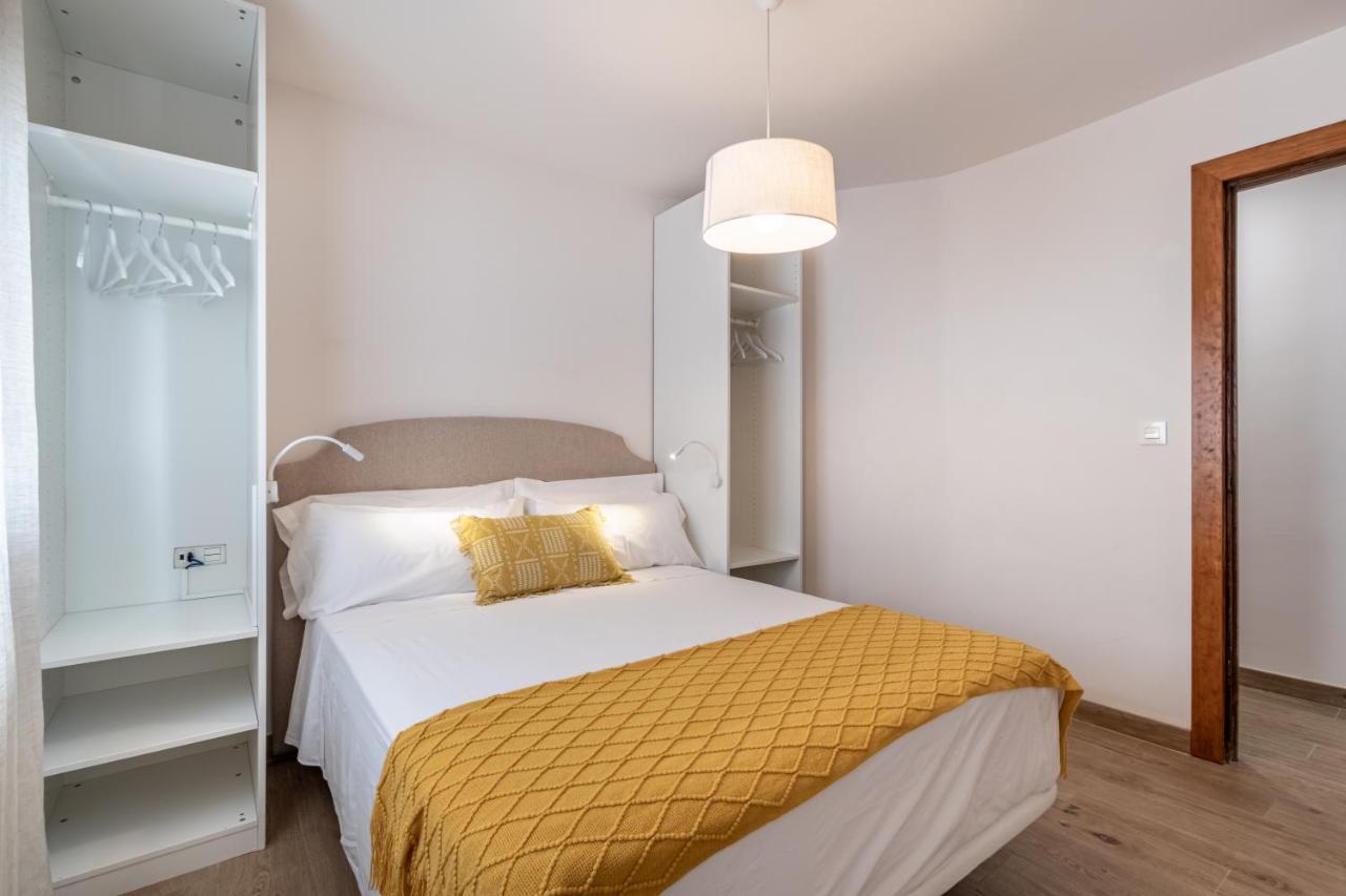 BnS Triunfo Centro Suites Granada Esterno foto